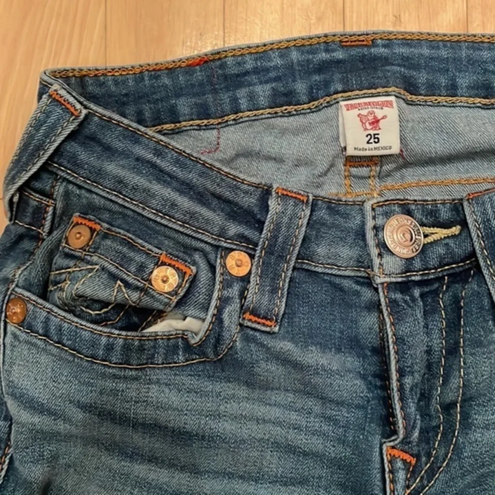 True Religion Denim Blue Jeans. Size 25. Skinny. Excellent‎ condition! - Picture 4 of 5